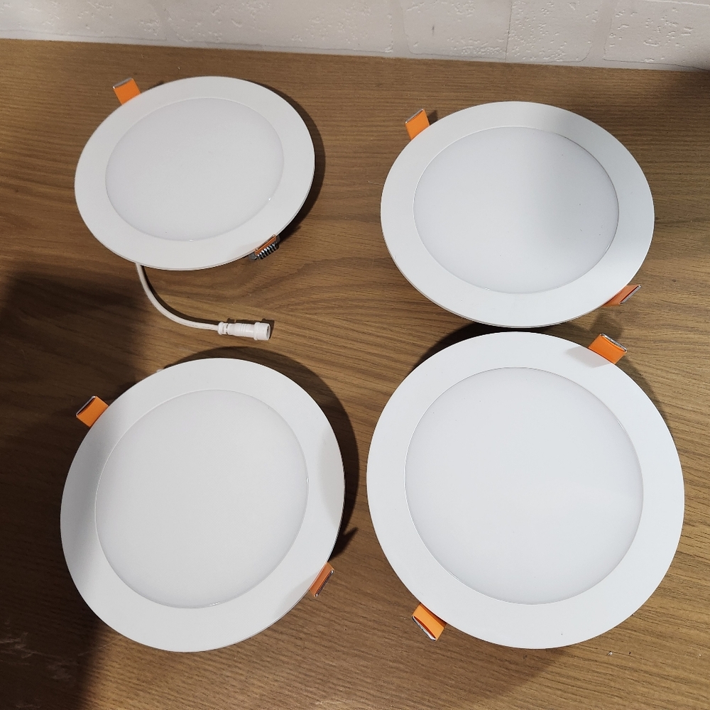 ​Halo HLBSL6099FS35-4PK 6" White Downlight Recessed Light w/Round Trim (4-Pack)